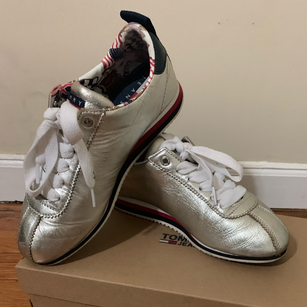 90’s Capsule collection Tommy Jeans sneakers